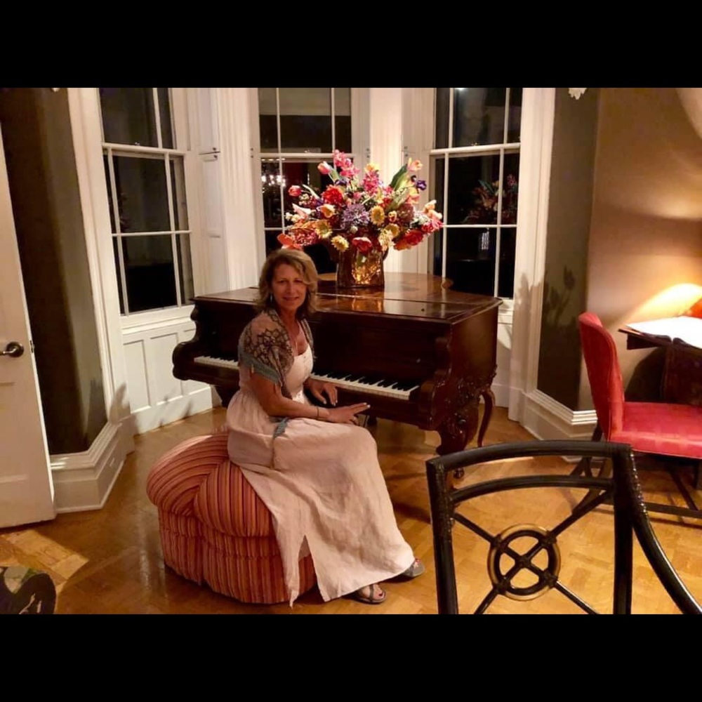 Meet your Posher, Lynn - Picture 13 of 14